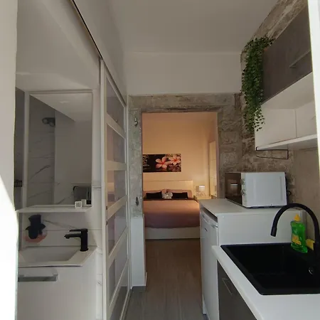 Ascent Studio, Center * بولا